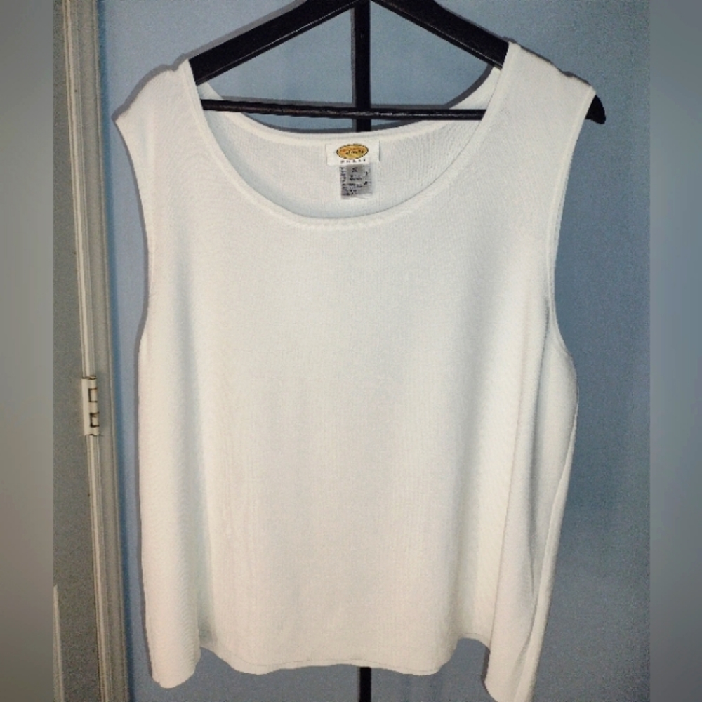 Talbot's knit Sleeveless  white top size 1X
